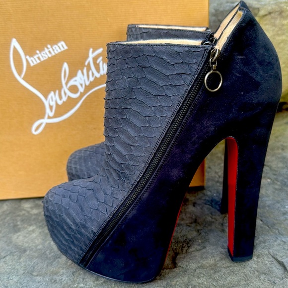 CHRISTIAN LOUBOUTIN BLACK PYTHON HIGH HEEL ANKLE BOOTS /BOOTIES -9.5- NIB! ๐ฅ๐ข - Picture 3 of 13